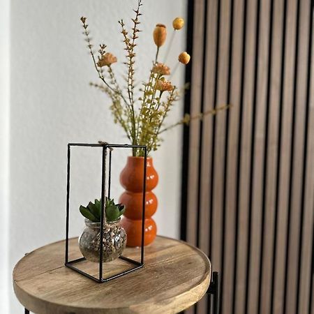 Appartment Florida Naehe Duesseldorf, Messe, Hbf, City, Wifi, Helios Hospital Крефелд Екстериор снимка
