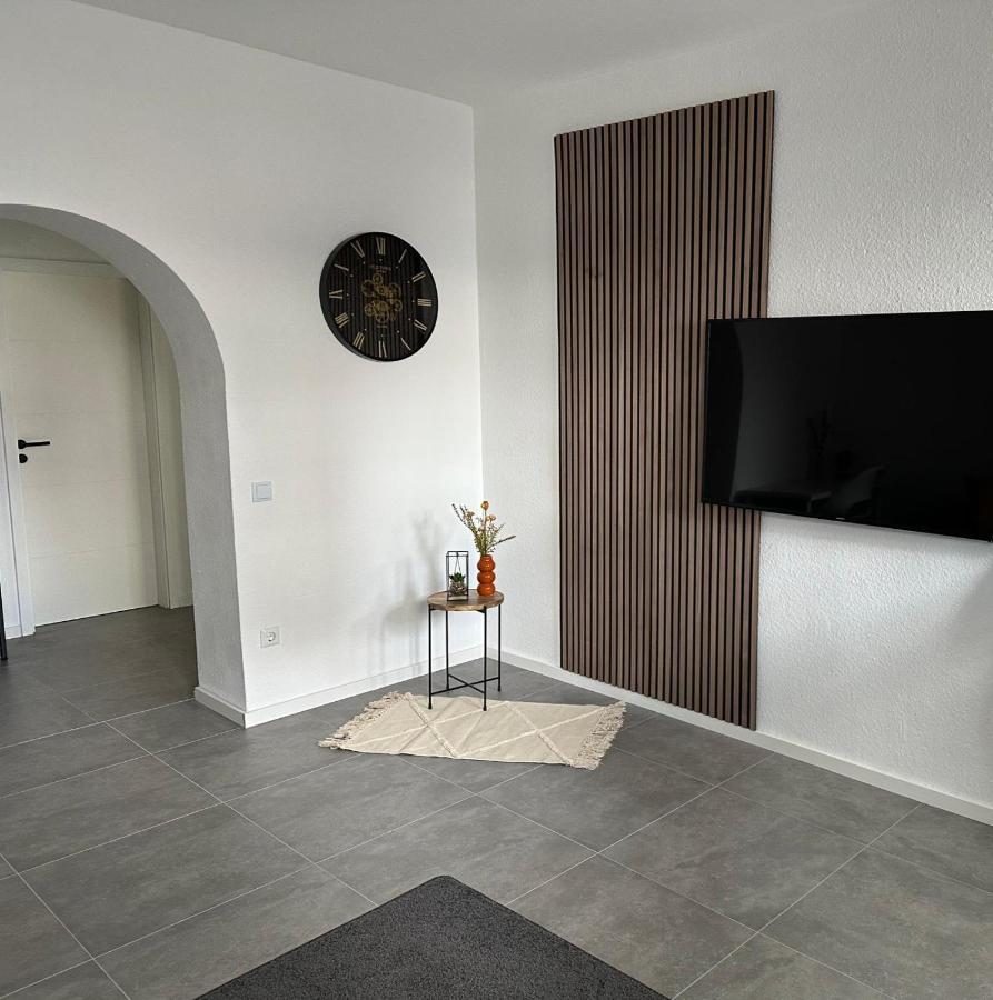 Appartment Florida Naehe Duesseldorf, Messe, Hbf, City, Wifi, Helios Hospital Крефелд Екстериор снимка