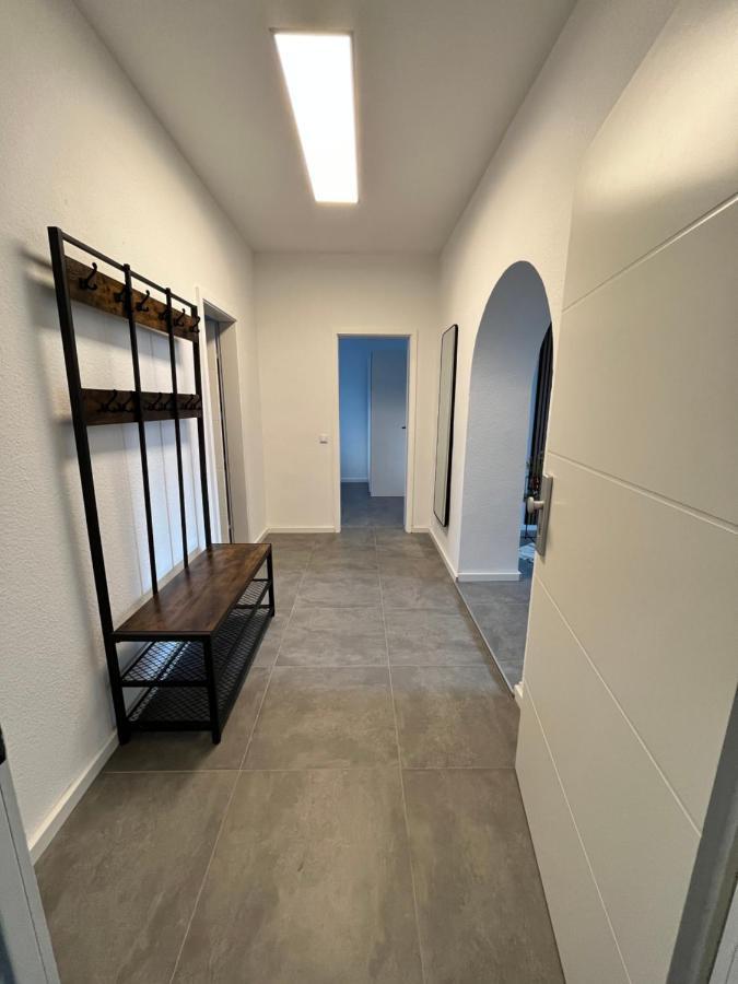 Appartment Florida Naehe Duesseldorf, Messe, Hbf, City, Wifi, Helios Hospital Крефелд Екстериор снимка